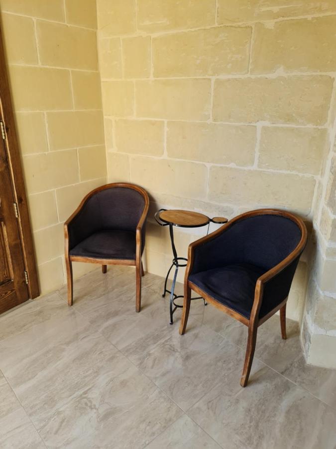 Отель Splendid House Victoria Gozo Экстерьер фото